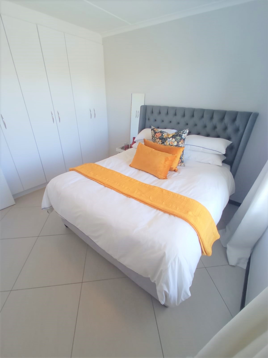 2 Bedroom Property for Sale in Buh Rein Estate Western Cape